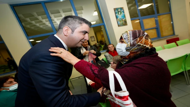 Başkan Gökhan Yüksel, Hızır Orucunu Vatandaşlarla Birlikte Açtı