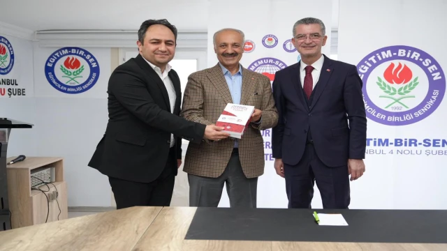 CUMHUR İTTİFAKI KARTAL BELEDİYE BAŞKAN ADAYI MİMAR HÜSEYİN KARAKAYA EĞİTİM- BİR SEN’İ ZİYARET ETTİ.