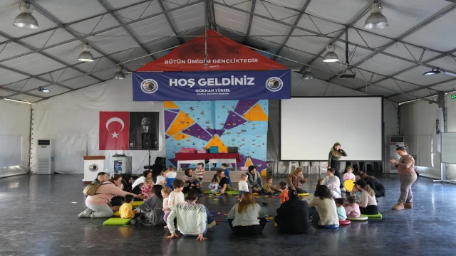 KARTAL’DA EBEVEYN - ÇOCUK DANS ATÖLYESİ BAŞLADI