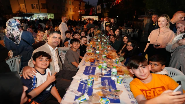 Başkan Gökhan Yüksel, İftar Sofrasında Vatandaşlarla Buluştu