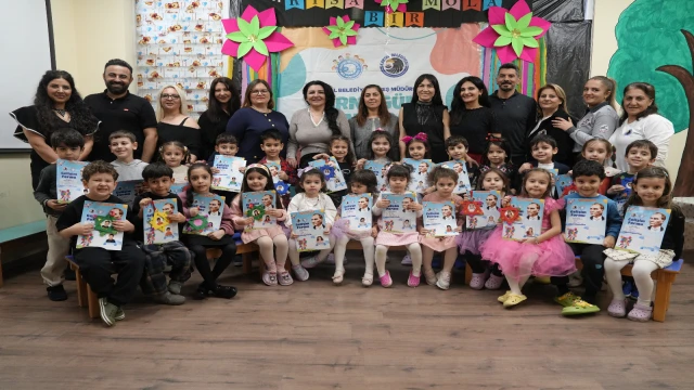 Kartal Belediyesi Çocuk Gelişim Merkezlerinde İlk Dönem Karne Sevinci