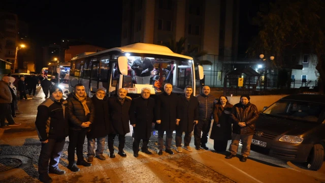 Kartal'da Umre Yolcuları Dualar İle Uğurlandı