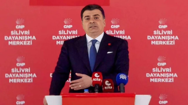 CHP PARTİ SÖZCÜSÜ ZEYNEL EMRE: “SİLİVRİ’DEKİ ORGANİZE KÖTÜLÜK, MİLLİ İRADEYE VE ANAYASAL HAKLARA YÖNELİK AÇIK BİR SALDIRIDIR!”