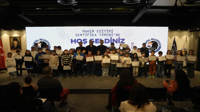 Makina Hangar’da Maker Eğitimi Gururu: Genç Yetenekler Sertifikalarına Kavuştu