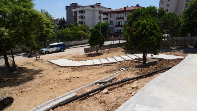 Kartal’da Parklar Yenileniyor, Yeşil Alan Hacmi Artıyor
