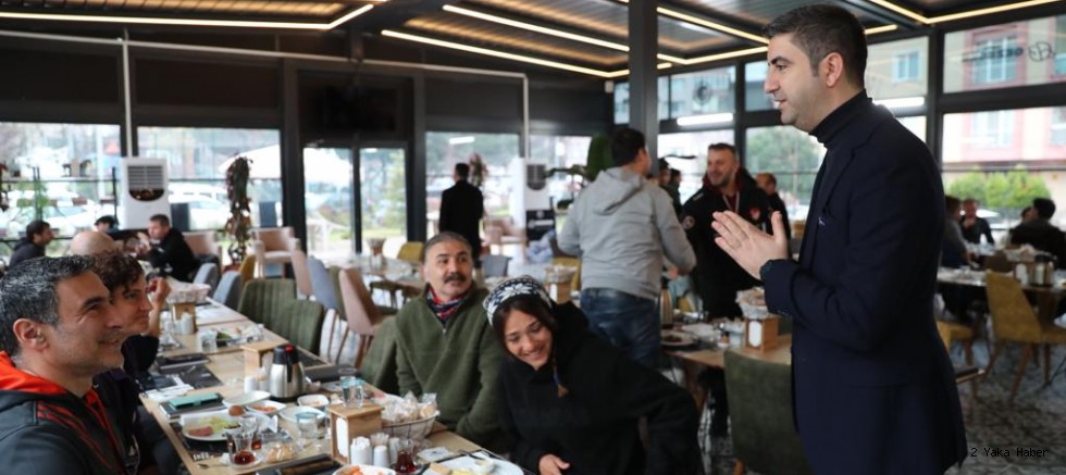 BAŞKAN YÜKSEL, BEDEN EĞİTİMİ ÖĞRETMENLERİYLE BULUŞTU