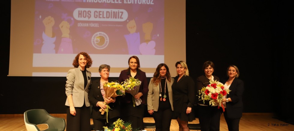 Kartal Belediyesi’nden 25 Kasım İçin Anlamlı Panel