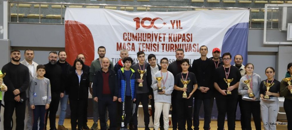 Kartal Belediyesi’nden Cumhuriyet’in 100. Yılına Özel Masa Tenisi Turnuvası