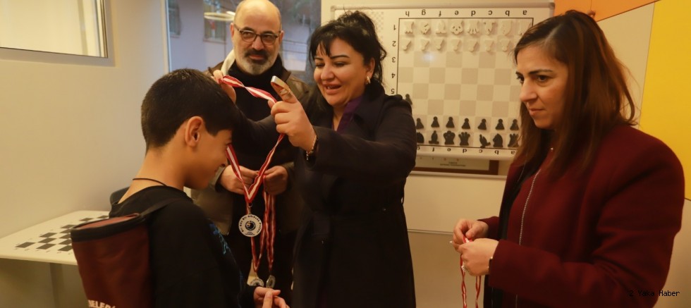 Kartal Belediyesi’nden Kimsesiz Çocuklara Anlamlı Etkinlik