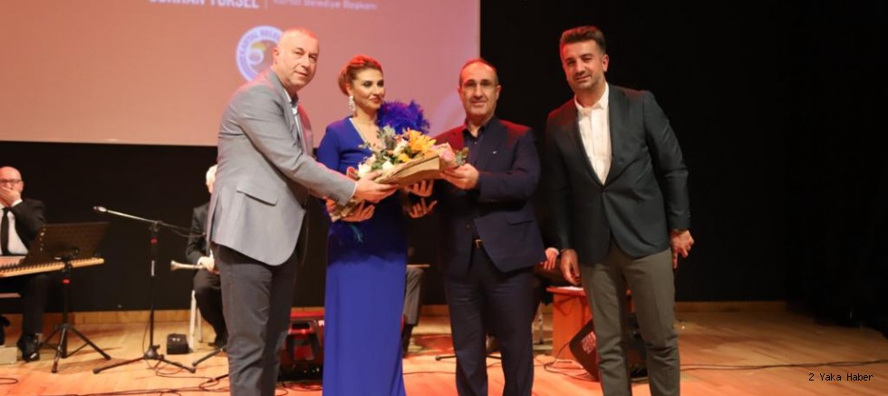 Kartal Belediyesi'nden Zeki Müren'e Ahde Vefa Gecesi