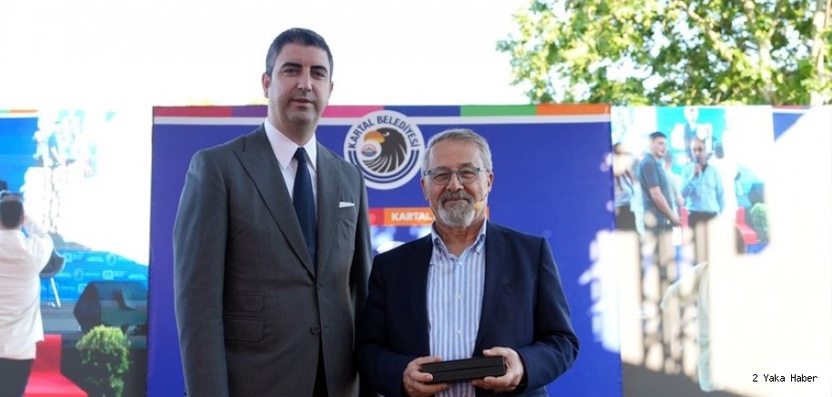 Kartal Kitap Fuarı’nda Naci Görür’den Önemli Uyarılar