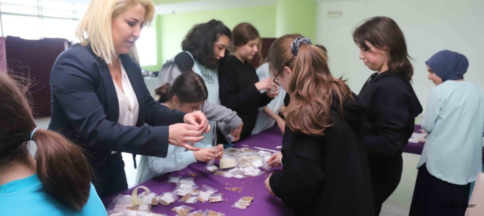 Kartallı Bebeklerin İlk Hediyesi Kartal Belediyesi’nden