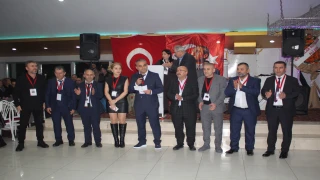 KARSAN KÖYÜ GECESİNDE MUHTEŞEM BULUŞMA TÜRKÜLER BİRLİK İÇİN SÖYLENDİ