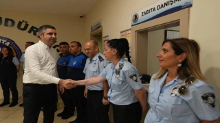 BAŞKAN GÖKHAN YÜKSEL KURBAN BAYRAMI ÖNCESİ BELEDİYE PERSONELİYLE BAYRAMLAŞTI